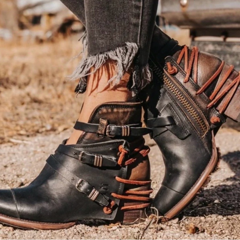 Freebird Crue Boots size 9